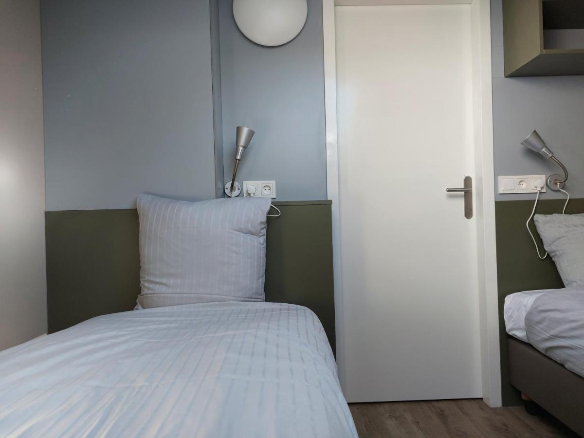 Boszicht 6 Halfvrijstaande Vakantiewoning In 东卡佩勒 外观 照片