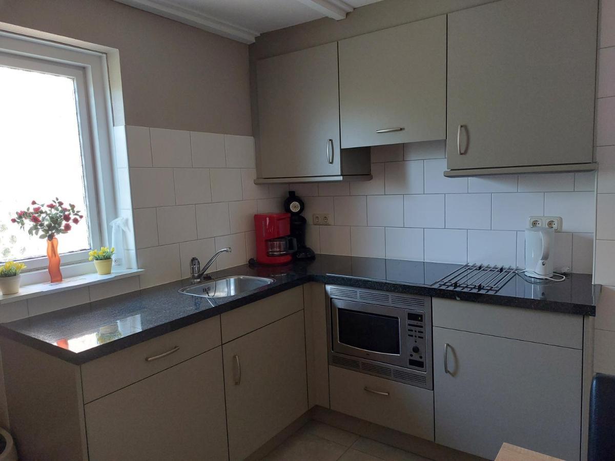 Boszicht 6 Halfvrijstaande Vakantiewoning In 东卡佩勒 外观 照片