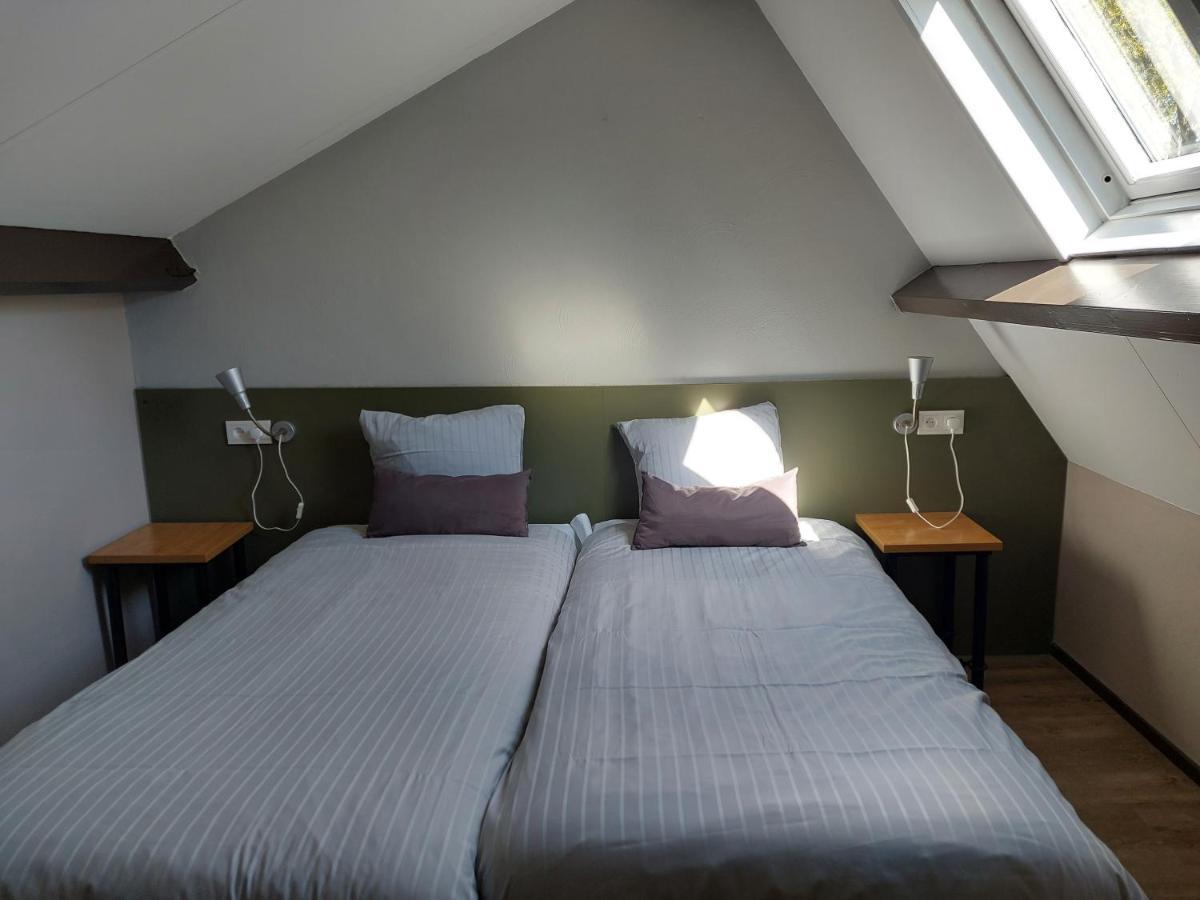 Boszicht 6 Halfvrijstaande Vakantiewoning In 东卡佩勒 外观 照片