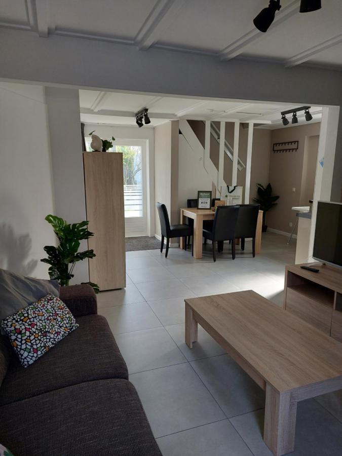 Boszicht 6 Halfvrijstaande Vakantiewoning In 东卡佩勒 外观 照片