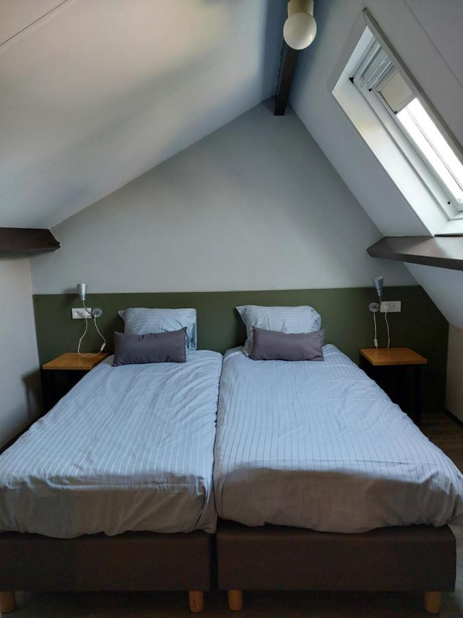 Boszicht 6 Halfvrijstaande Vakantiewoning In 东卡佩勒 外观 照片